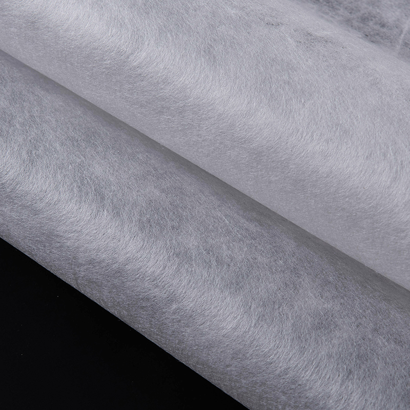 Vyšívaná netkaná látka Vyšívaná netkaná látka